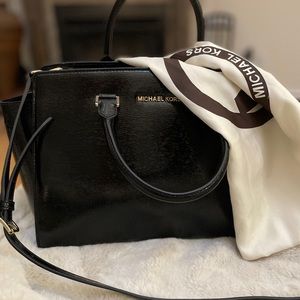 Michael Kors NWT black patent leather purse. Selma large